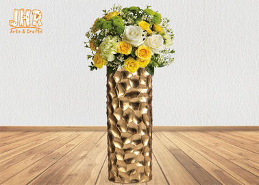 گلدان گلدان فایبرگلاس گلدان طرح تمشک برگ دو طلایی را به پایان رساند
